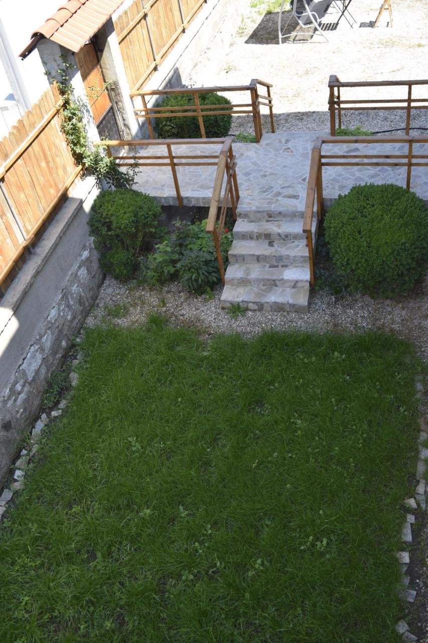 Terra Guest House Velingrad Exteriör bild
